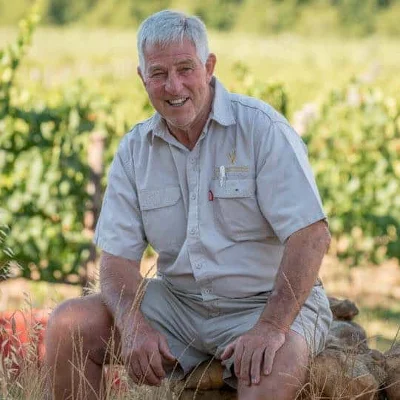 Wyn- en sportlegende met gesogte 1659-erepenning vereer